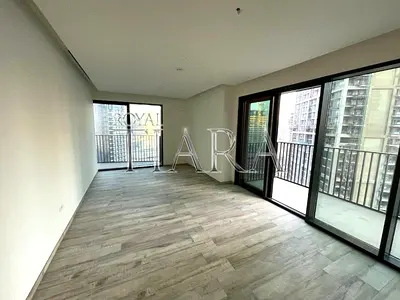 Vacant | High Floor | Priced to rent