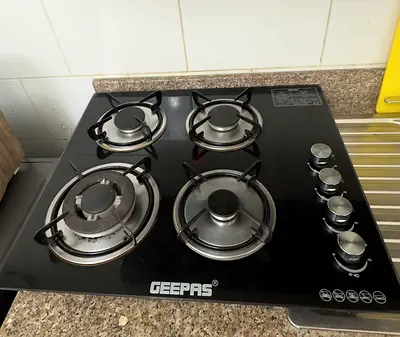 Gas cooker 4 burners