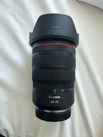 Canon RF 24-70mm f/2.8 L - Excellent condition