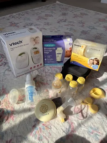 5 Brand New Baby Items ( VTech Baby Monitor, Medela Pump, Medale Bottles, Lasinoh breast milk bags)