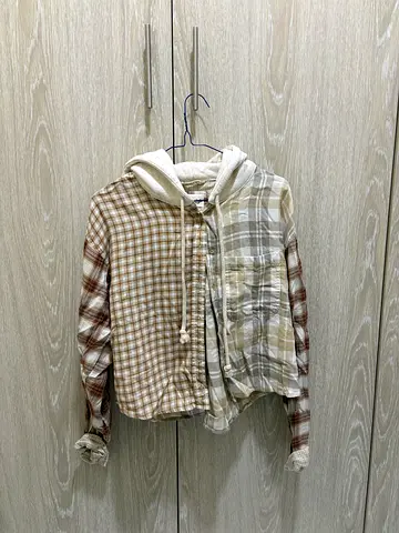 Beige Patchwork Plaid Hooded Shirt - Casual Lightweight Top
