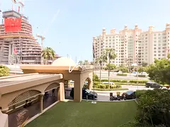 Luxury 2BR | Shoreline Living | Beach Access