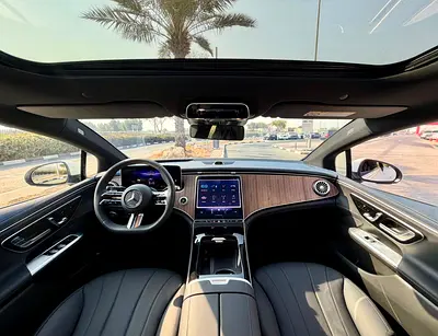 2025 Mercedes-BENZ EQE — миниатюра 11