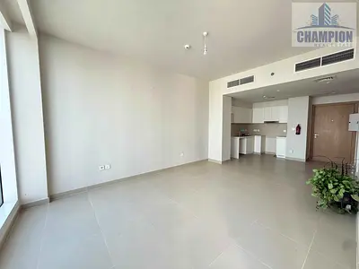 OPEN VIEWS | PREMIUM AMENITIES | READY TO MOVE | HIGH FLOOR | SPACIOUS AND VIBRANT | SLIGHTLY NEGOT