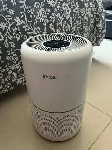 Levoit Core 300S Smart Air Purifier — Excellent Condition