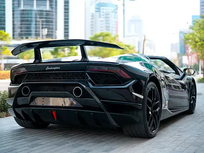 صورة 10 لـ 2021 Lamborghini HURACAN