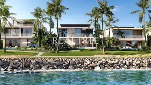 4BR Garden Villa | Corner Beach Rows | Community Expert