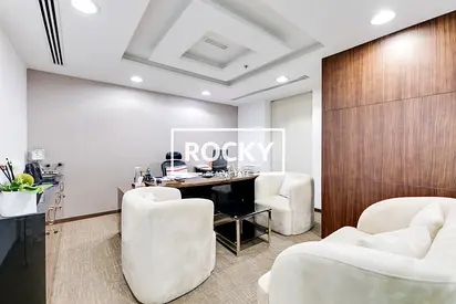 Good Layout | Fitted | Luxury Furnished
