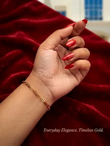Elegant Gold Paperclip Chain Bracelet