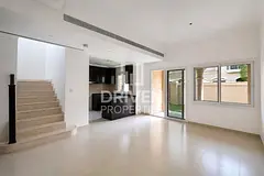 Vacant | Well Maintained | Perfect Location