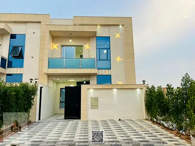 🏡 Modern townhouse for sale featuring luxury finishes, recessed lighting (spotlights), and natural stone facades.