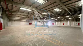 Warehouse for Rent in Al Sajaa, 27,000 sq ft, 40 kW electricity, AED 45 per sq ft, with 4 or 6 payme