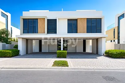 Park Backing | Close to Amenities | Near Entrance