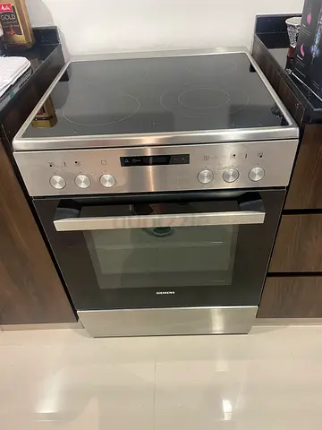 Siemens Electric Stove for Sale  Siemens electric stove in excellent working condition