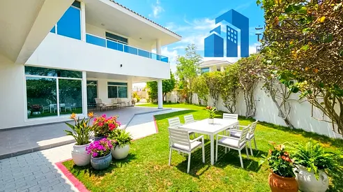 Spacious 5 Bed Villa || Maid Room || Gym & Pool
