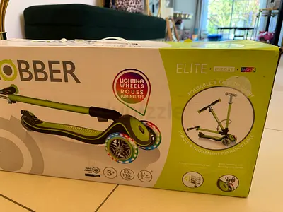 Glober Elite Deluxe 3-Wheel Kids Scooter with LED Light-Up Wheels - Navy Blue