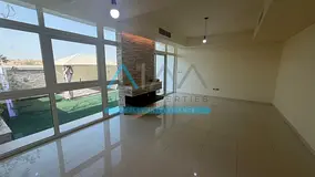 3BR Villa spacious kitchen and living area | Garden & Desert Views | BBQ Courtyard