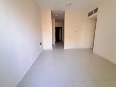Luxury Big size 1bhk with balcony Close to road side available