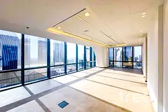 Newly Renovated | Vacant | Stunning View