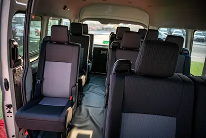 صورة 15 لـ 2026 Toyota HIACE