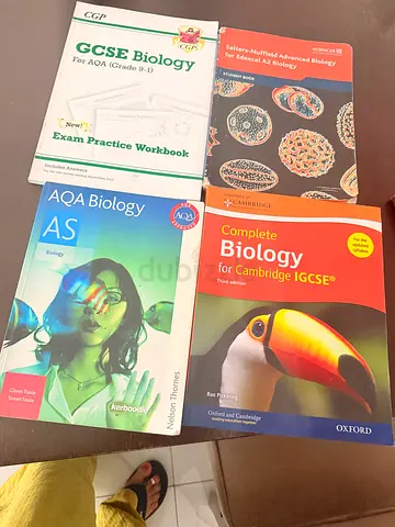 Set of GCSE & A-Level Biology Textbooks and Workbooks