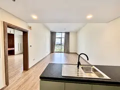 Flexible Cheques | Upgraded | Unfurnished