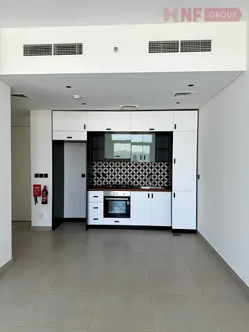 Vacant | Balcony | Pool & City Views | Up to 12 cheques