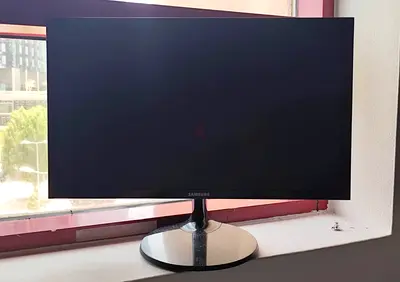 Samsung 22” monitor
