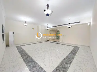 6 Master bedrooms/Semi detached corner villa/Maids room/Pvt back yard