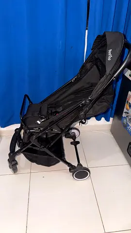 Lightweight black Benino stroller - compact fold, mint condition