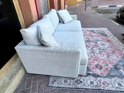 Comfortable Crate&Barrel Three plus two Sofa Beige Like brand new