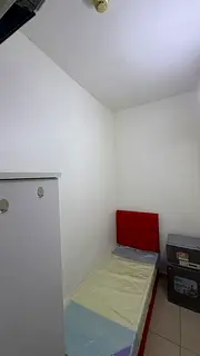 NEAR CLOCK TOWER PARTITION ROOM AVAILABLE FOR SINGLE MALE(BACHELOR)
