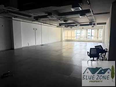 CHILLER FREE. SEMI FITED. OFFICE 2098/SQFT. RENT. 292320/AED CLOSE TO METRO STATION. AL GHAROUD AREA