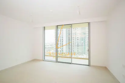 Ready to Move | Golf Course Views | Modern Living