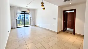 Unfurnished | Old Town Living | Chiller Free
