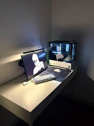 Gaming desktop setup with 280 hz monitor ,megnatic keyboard and mouse