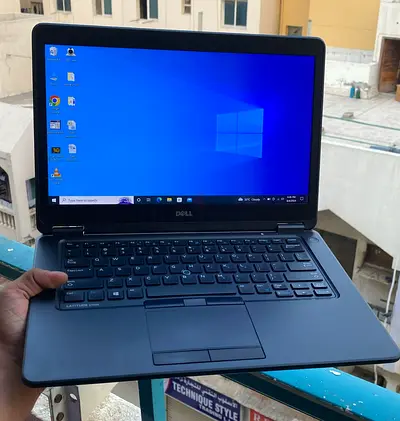 Dell E7450 core i7 5th gen 8gb Ram 256gb SSD