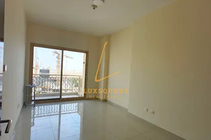 Fully Furnished | Ready To Move | Prime Location