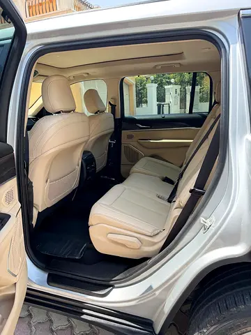صورة 11 لـ 2022 JEEP GRAND CHEROKEE L