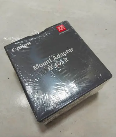Canon Mount Adapter EF-EOS R (like new)