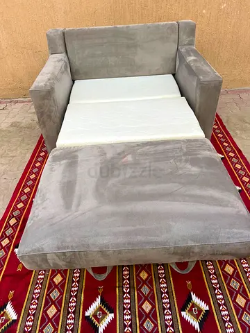 Premium Quality Crate&Barrel Axis feather 🪶 filled Single Bed Perfect Condition