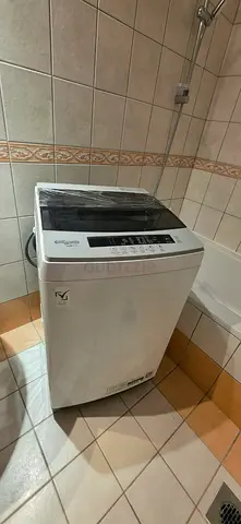 Compact top-load washing machine - good condition