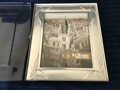 21st Century Photo Frame (8”x10”)
