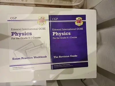 CGP Edexcel International GCSE Physics Revision Guide + Exam Practice Workbook