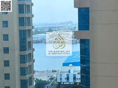 🏡 متاح للإيجار السنوي في عجمان – الراشدية 1 🏡 ✨ شقة مميزة في أبراج الخور ✨ 🛏️ غرفتين وصالة 🧹 غرفة خادمة ماستر 🚪 صالة منعزلة 🌿 2 بلكونة 🚿 4 حمام