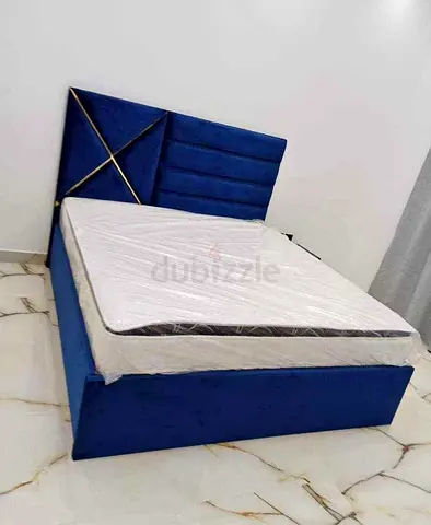 Luxury Brand New King Size Bed in Good looking