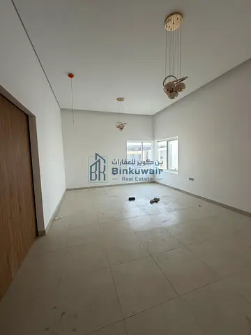 Villa for rent in Al Hawshi