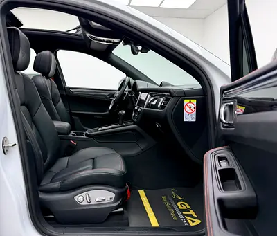 2023 Porsche MACAN — фото 9