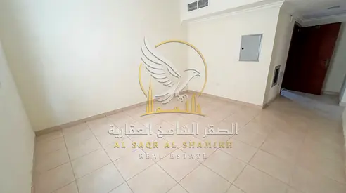 أجمل غرفة وصالة أول ساكن في القليعة تشطيب حديث بناء عائلي ومميز مساحة واسعة ومناسبة