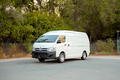 Toyota Hiace High Roof | Delivery Van | GCC Specs | Ref#T32707